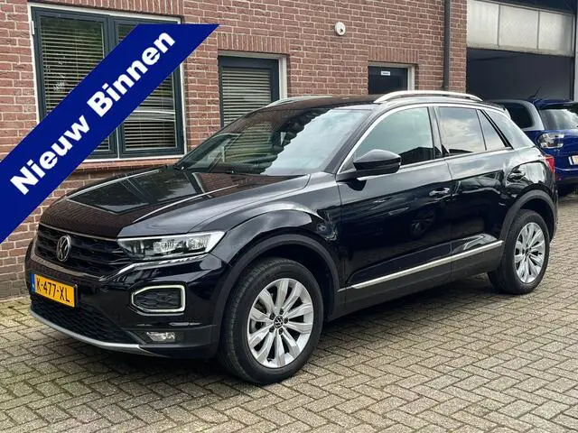 Photo 1 : Volkswagen T-roc 2021 Petrol