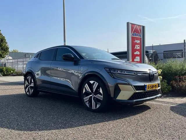 Photo 1 : Renault Megane 2022 Électrique