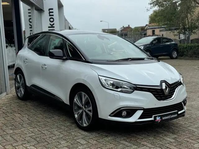 Photo 1 : Renault Scenic 2020 Essence