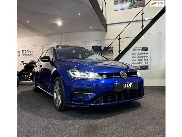 Photo 1 : Volkswagen Golf 2018 Petrol