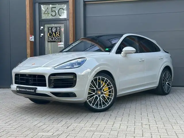 Photo 1 : Porsche Cayenne 2022 Hybrid