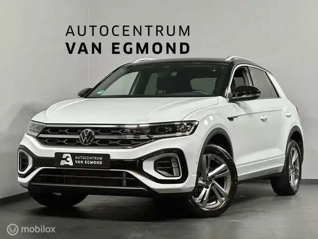 Photo 1 : Volkswagen T-roc 2023 Essence