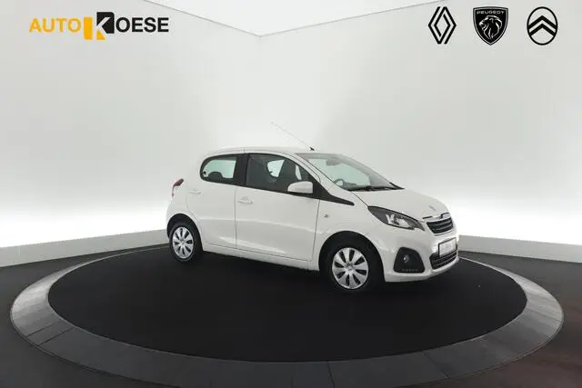 Photo 1 : Peugeot 108 2020 Essence