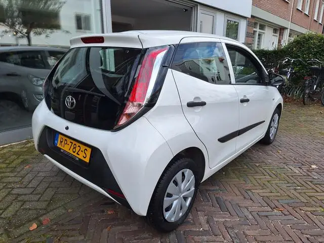 Photo 1 : Toyota Aygo 2018 Essence