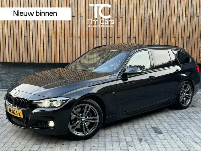 Photo 1 : Bmw Serie 3 2019 Petrol