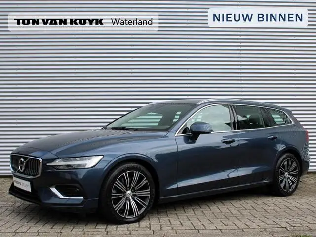 Photo 1 : Volvo V60 2018 Petrol