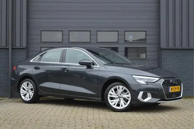 Photo 1 : Audi A3 2022 Hybrid