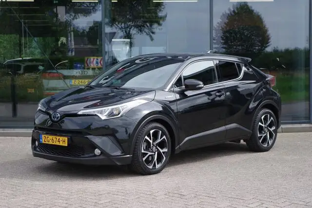 Photo 1 : Toyota C-hr 2019 Hybrid