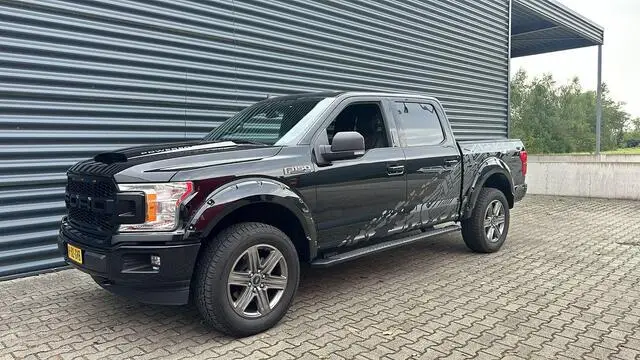 Photo 1 : Ford F150 2020 Petrol