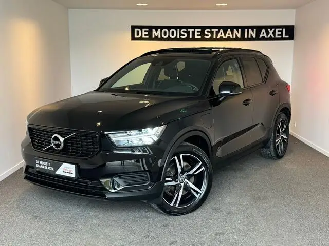 Photo 1 : Volvo Xc40 2020 Hybride