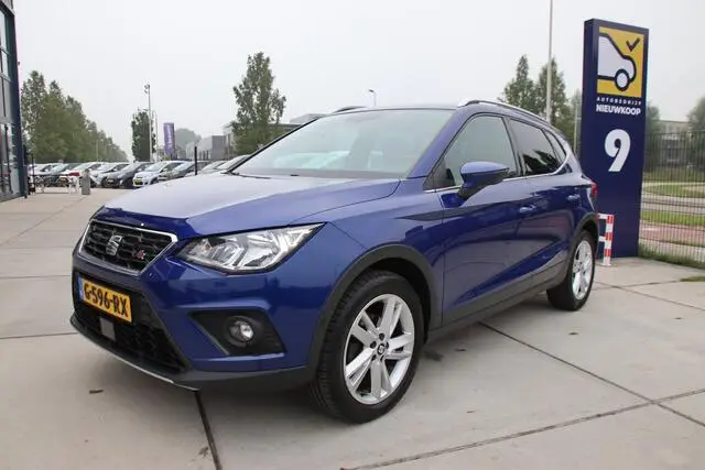 Photo 1 : Seat Arona 2019 Petrol