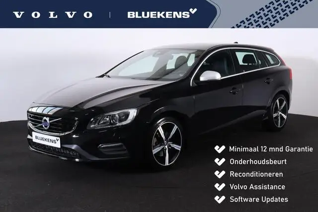 Photo 1 : Volvo V60 2018 Petrol