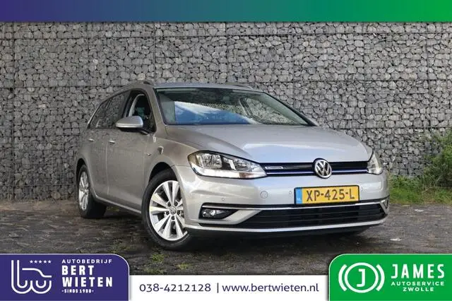 Photo 1 : Volkswagen Golf 2019 Essence