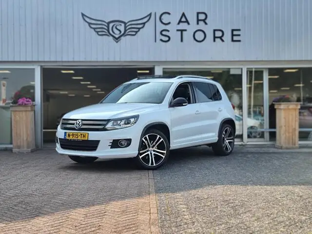 Photo 1 : Volkswagen Tiguan 2017 Essence