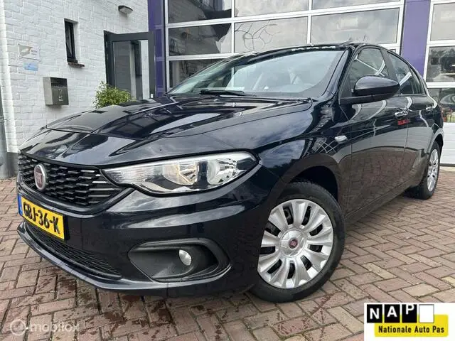 Photo 1 : Fiat Tipo 2017 Essence