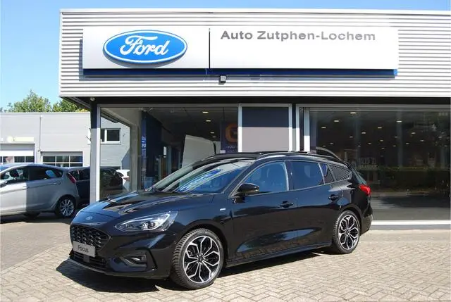 Photo 1 : Ford Focus 2019 Petrol