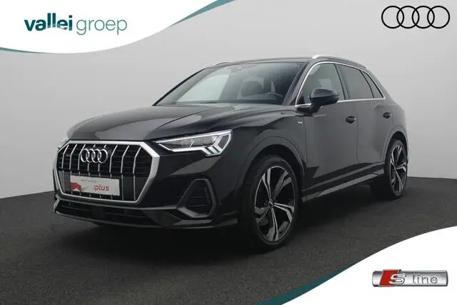 Photo 1 : Audi Q3 2019 Essence