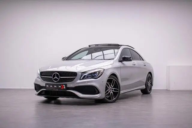 Photo 1 : Mercedes-benz Classe Cla 2018 Petrol