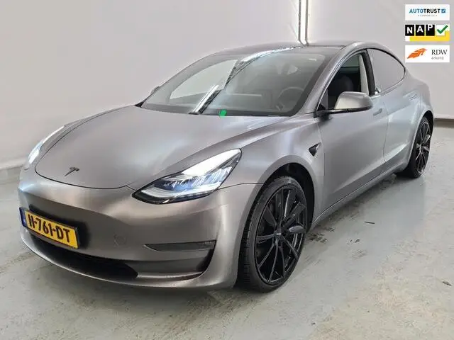 Photo 1 : Tesla Model 3 2019 Électrique