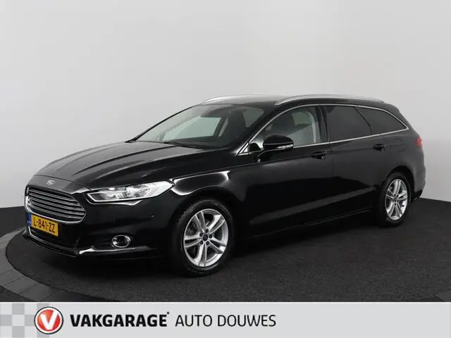 Photo 1 : Ford Mondeo 2018 Petrol