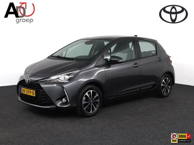 Photo 1 : Toyota Yaris 2017 Petrol