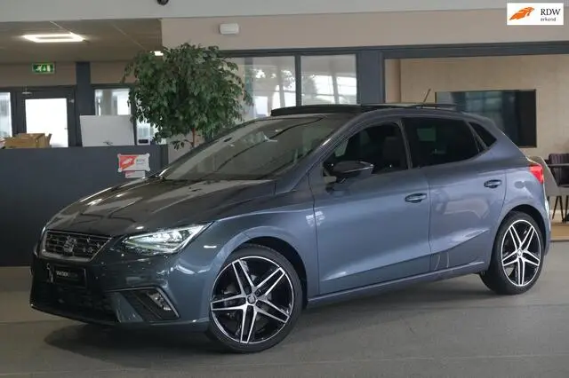 Photo 1 : Seat Ibiza 2021 Essence