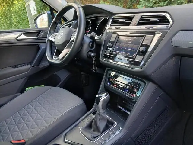 Photo 1 : Volkswagen Tiguan 2022 Essence