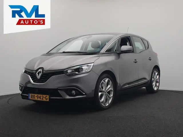 Photo 1 : Renault Scenic 2017 Essence