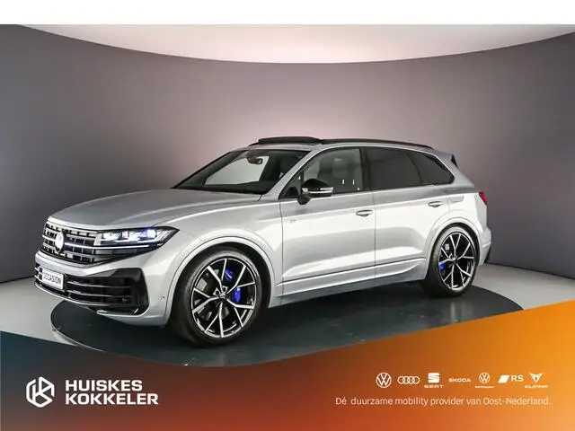 Photo 1 : Volkswagen Touareg 2024 Hybrid