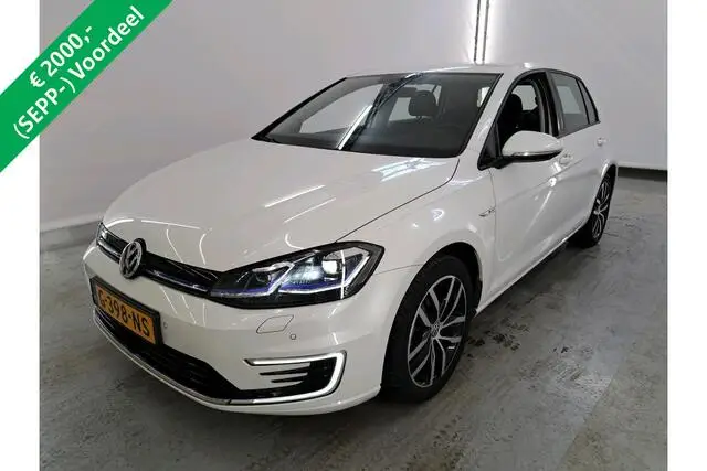 Photo 1 : Volkswagen Golf 2019 Electric