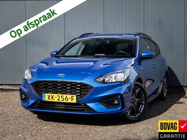 Photo 1 : Ford Focus 2019 Petrol