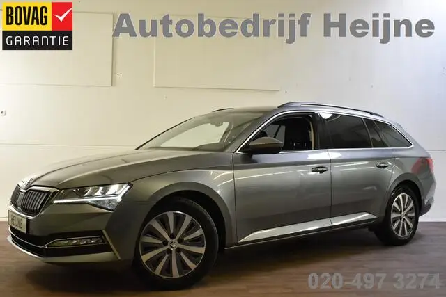 Photo 1 : Skoda Superb 2022 Hybrid