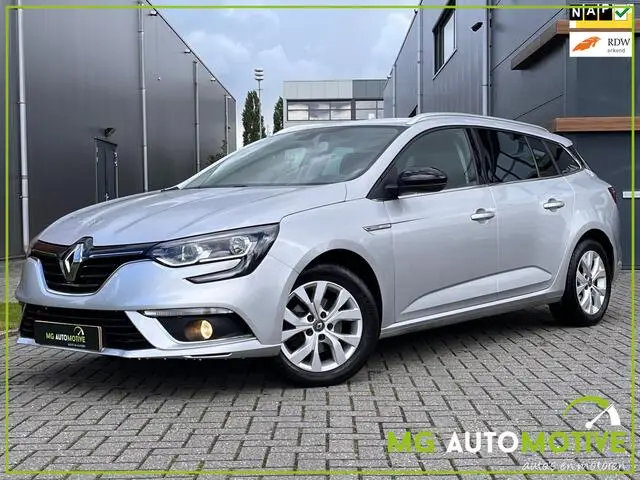 Photo 1 : Renault Megane 2019 Petrol