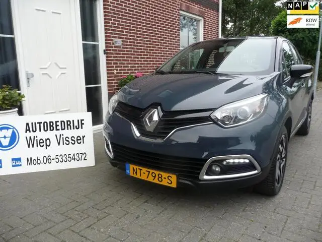 Photo 1 : Renault Captur 2017 Essence