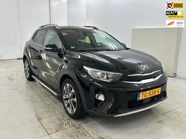 Photo 1 : Kia Stonic 2018 Essence