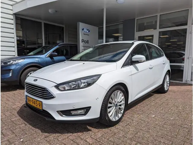 Photo 1 : Ford Focus 2017 Petrol