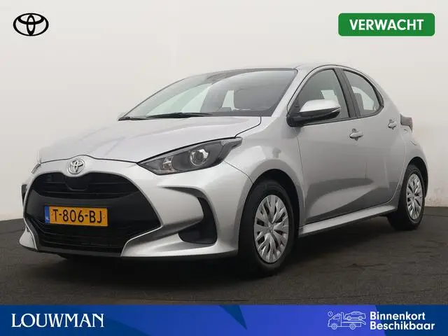 Photo 1 : Toyota Yaris 2023 Petrol