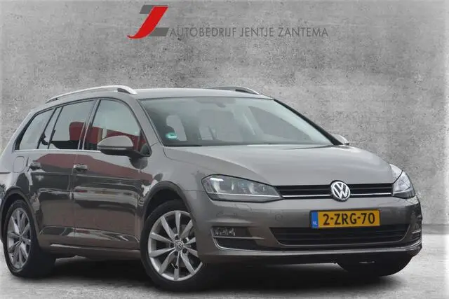 Photo 1 : Volkswagen Golf 2015 Petrol