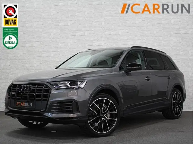 Photo 1 : Audi Q7 2020 Hybrid