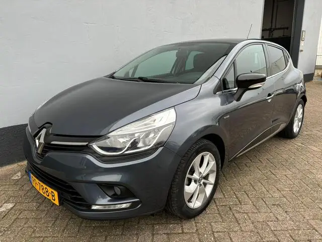 Photo 1 : Renault Clio 2017 Essence