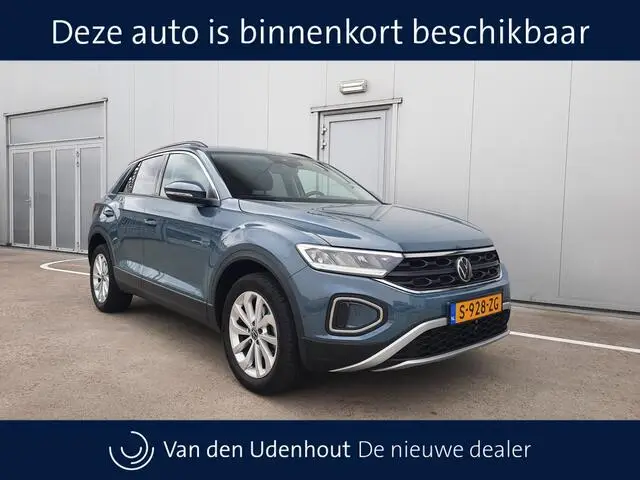 Photo 1 : Volkswagen T-roc 2023 Petrol