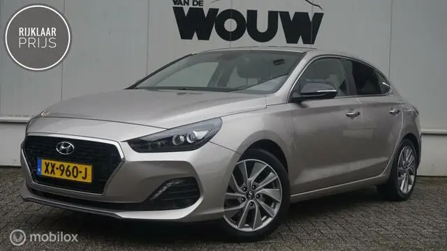 Photo 1 : Hyundai I30 2019 Petrol