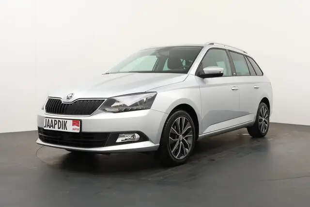 Photo 1 : Skoda Fabia 2016 Essence