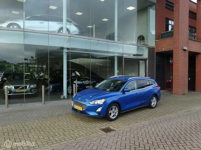 Photo 1 : Ford Focus 2021 Petrol