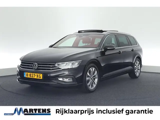 Photo 1 : Volkswagen Passat 2021 Diesel