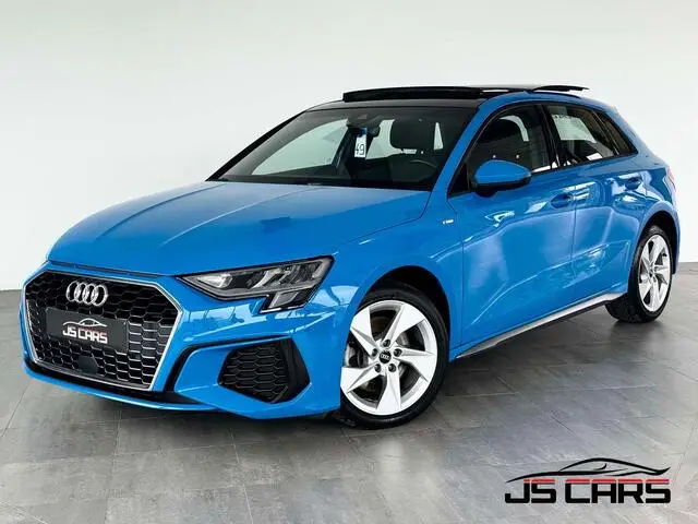 Photo 1 : Audi A3 2021 Essence