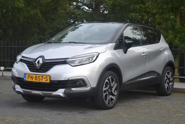 Photo 1 : Renault Captur 2017 Essence