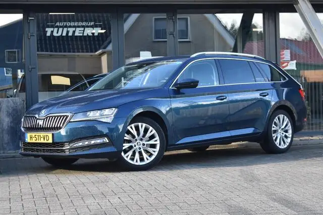 Photo 1 : Skoda Superb 2020 Essence