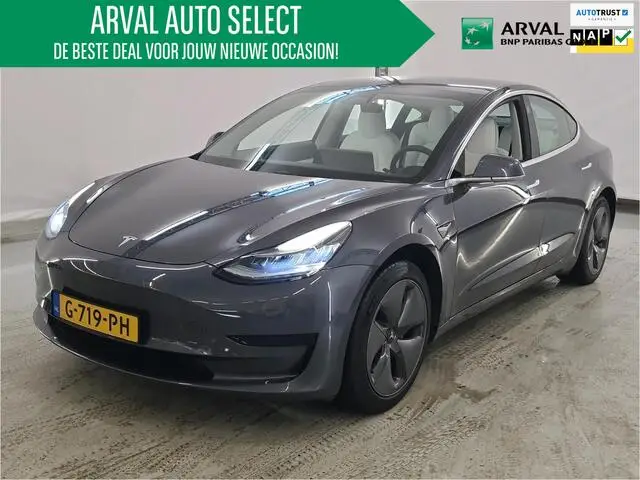 Photo 1 : Tesla Model 3 2019 Électrique