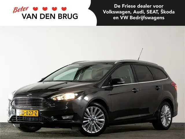 Photo 1 : Ford Focus 2017 Essence